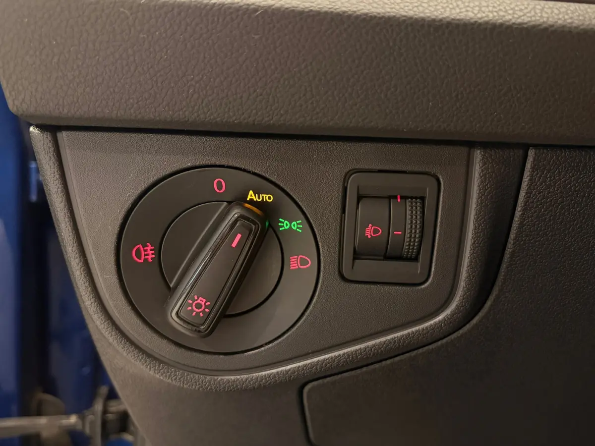 1.0 TSI Comfortline | NAVI | CRUISE | CAR PLAY |LMV |