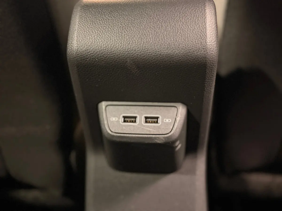 1.0 TSI Comfortline | NAVI | CRUISE | CAR PLAY |LMV |