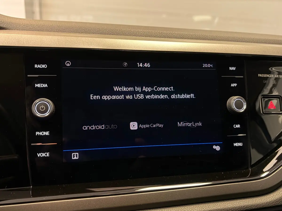 1.0 TSI Comfortline | NAVI | CRUISE | CAR PLAY |LMV |