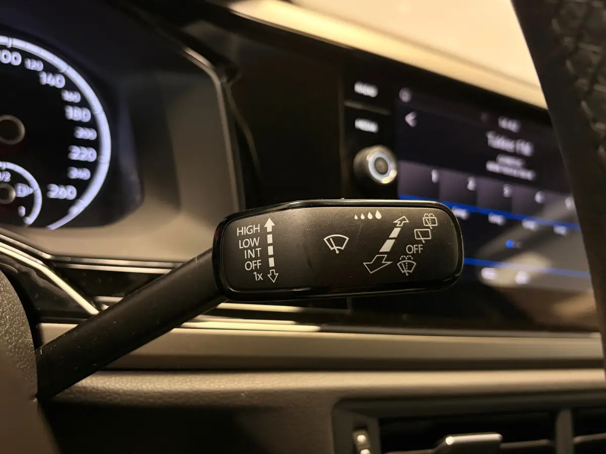 1.0 TSI Comfortline | NAVI | CRUISE | CAR PLAY |LMV |