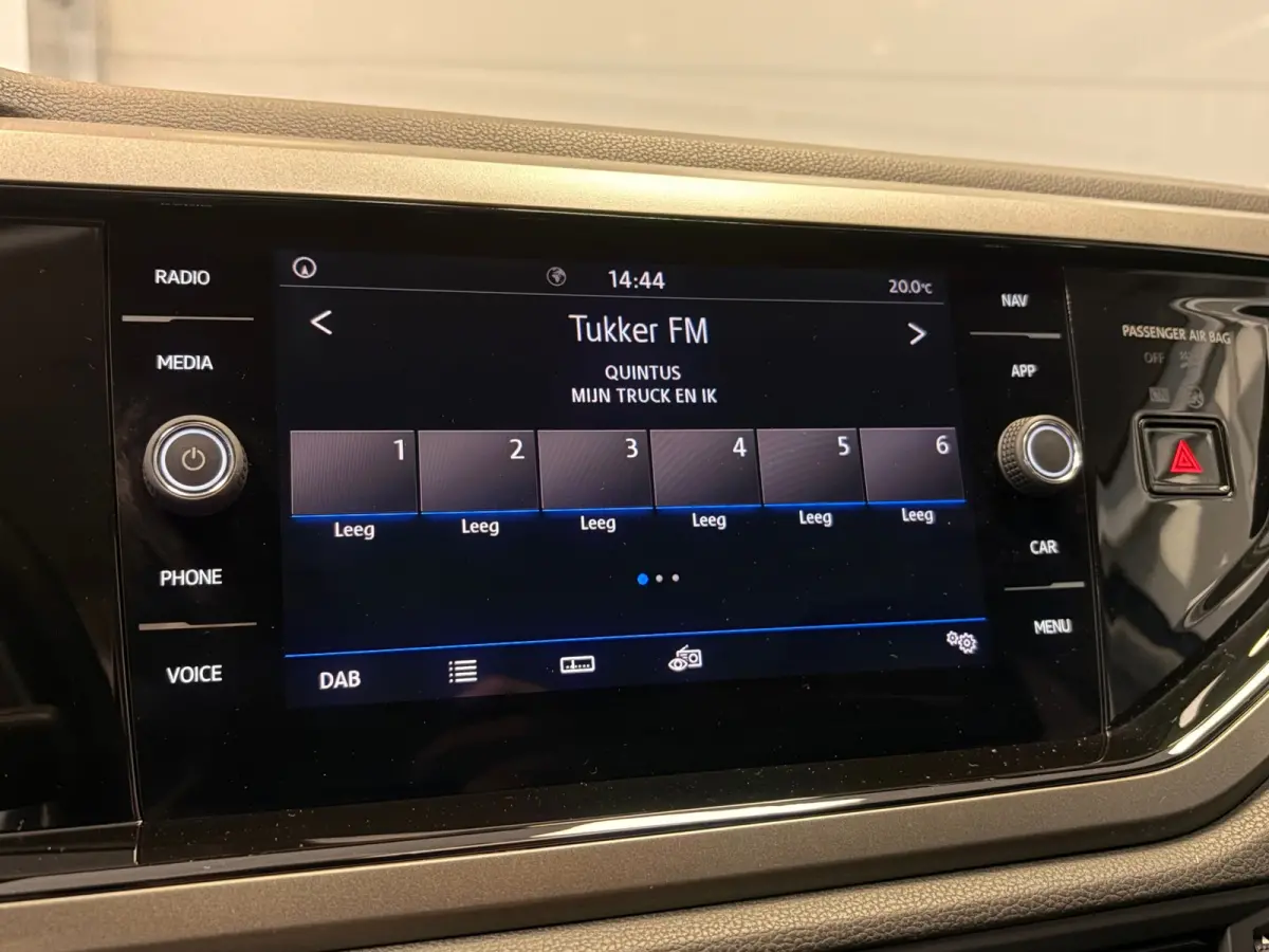 1.0 TSI Comfortline | NAVI | CRUISE | CAR PLAY |LMV |