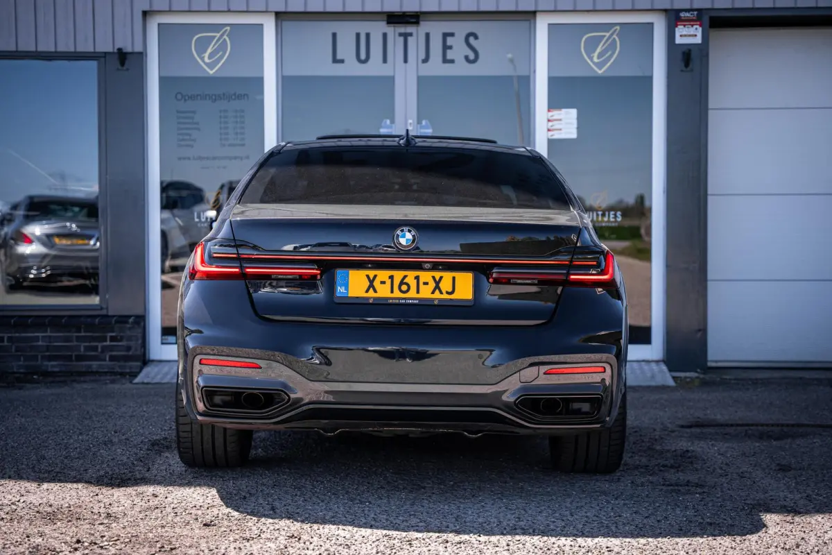 745e High Executive M-sport |Pano|Laser|Luchtvering|H&K|Achterwiel-besturing|Massage|CarbonSchwarz|Memory|ACC|HuD|Dealer-onderhouden