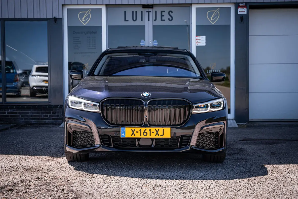 745e High Executive M-sport |Pano|Laser|Luchtvering|H&K|Achterwiel-besturing|Massage|CarbonSchwarz|Memory|ACC|HuD|Dealer-onderhouden