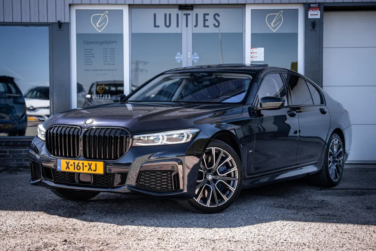 745e High Executive M-sport |Pano|Laser|Luchtvering|H&K|Achterwiel-besturing|Massage|CarbonSchwarz|Memory|ACC|HuD|Dealer-onderhouden