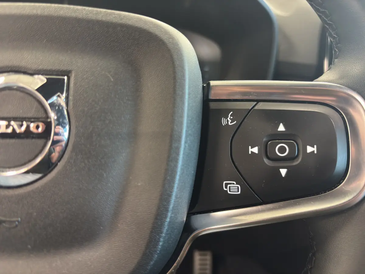 T4 Inscription | Appel Carplay\Android Auto | Achteruitrijcamera | Stuurwiel verwarmd | Premium audio |