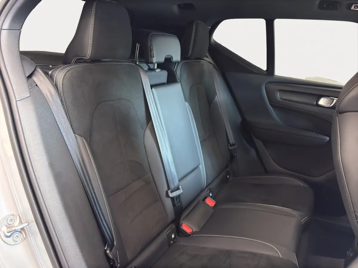 T4 Inscription | Appel Carplay\Android Auto | Achteruitrijcamera | Stuurwiel verwarmd | Premium audio |