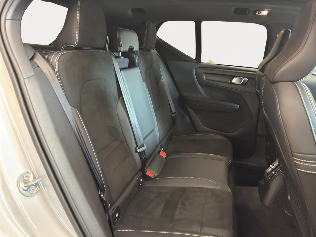 T4 Inscription | Appel Carplay\Android Auto | Achteruitrijcamera | Stuurwiel verwarmd | Premium audio |
