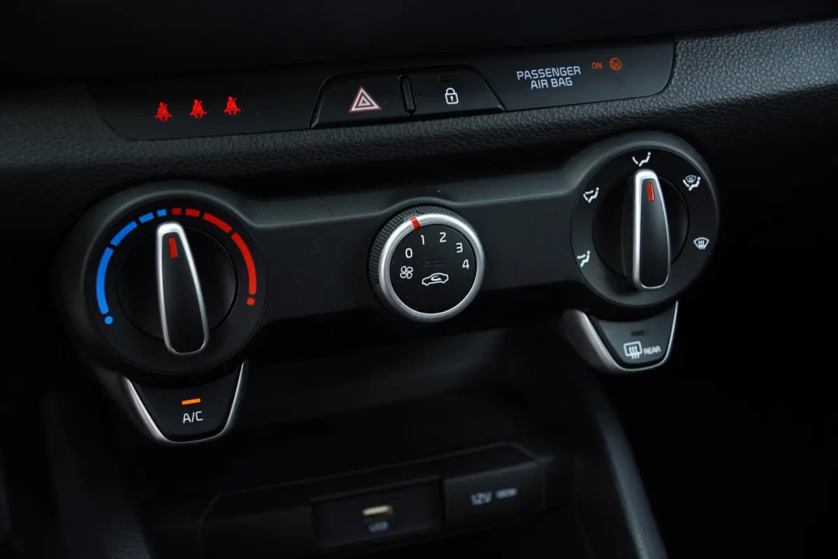 1.0 T-GDi MHEV ComfortLine 2021 Airco Carplay Lane assist Android auto