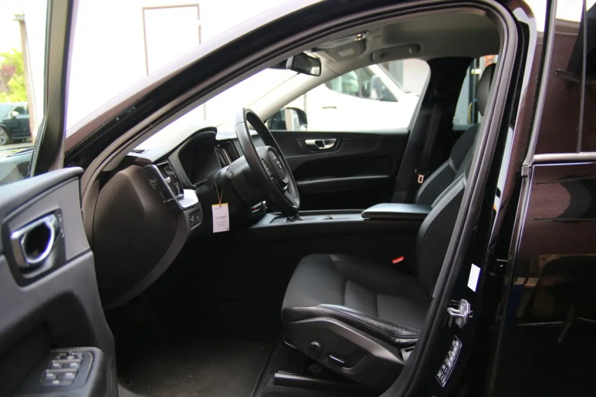 2.0 T5 AWD Momentum