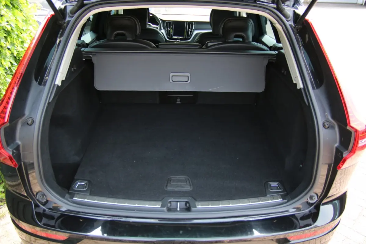 2.0 T5 AWD Momentum