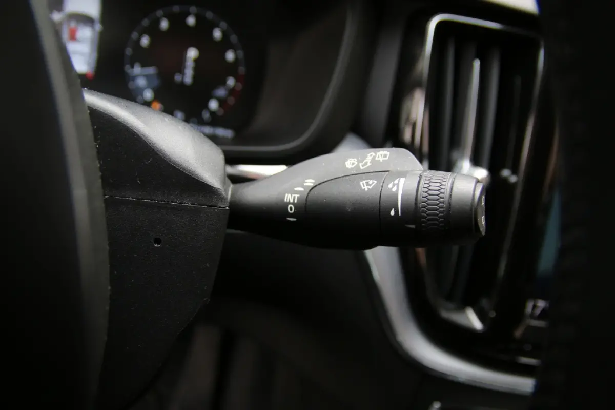 2.0 T5 AWD Momentum