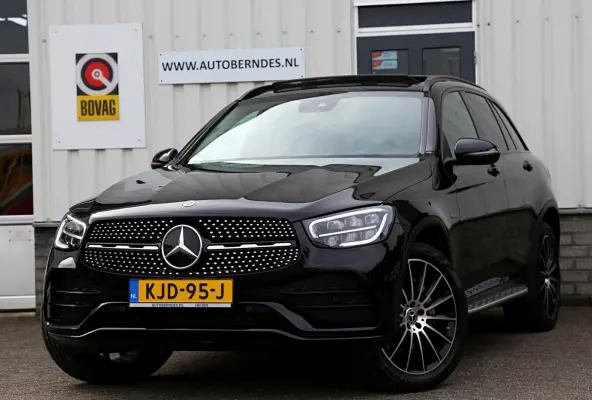 4MATIC AMG*Perfect Onderh.*Pano/Elek. Trekhaak/Night/Treeplanken/Diamond Grille/LED/DAB/Camera/Parkeersens.V+A/20 inch LM*
