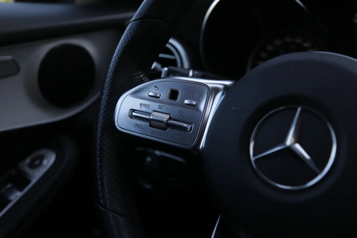 4MATIC AMG*Perfect Onderh.*Pano/Elek. Trekhaak/Night/Treeplanken/Diamond Grille/LED/DAB/Camera/Parkeersens.V+A/20 inch LM*