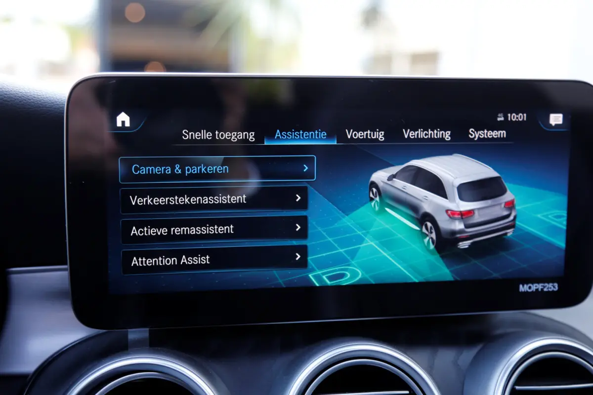 4MATIC AMG*Perfect Onderh.*Pano/Elek. Trekhaak/Night/Treeplanken/Diamond Grille/LED/DAB/Camera/Parkeersens.V+A/20 inch LM*