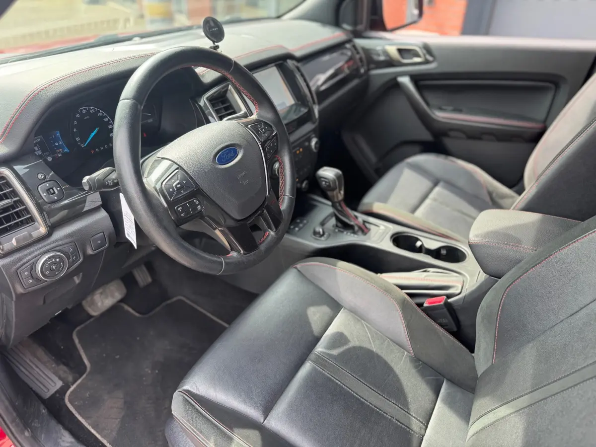 2.0 EcoBlue Wildtrak Supercab Cruise Carplay