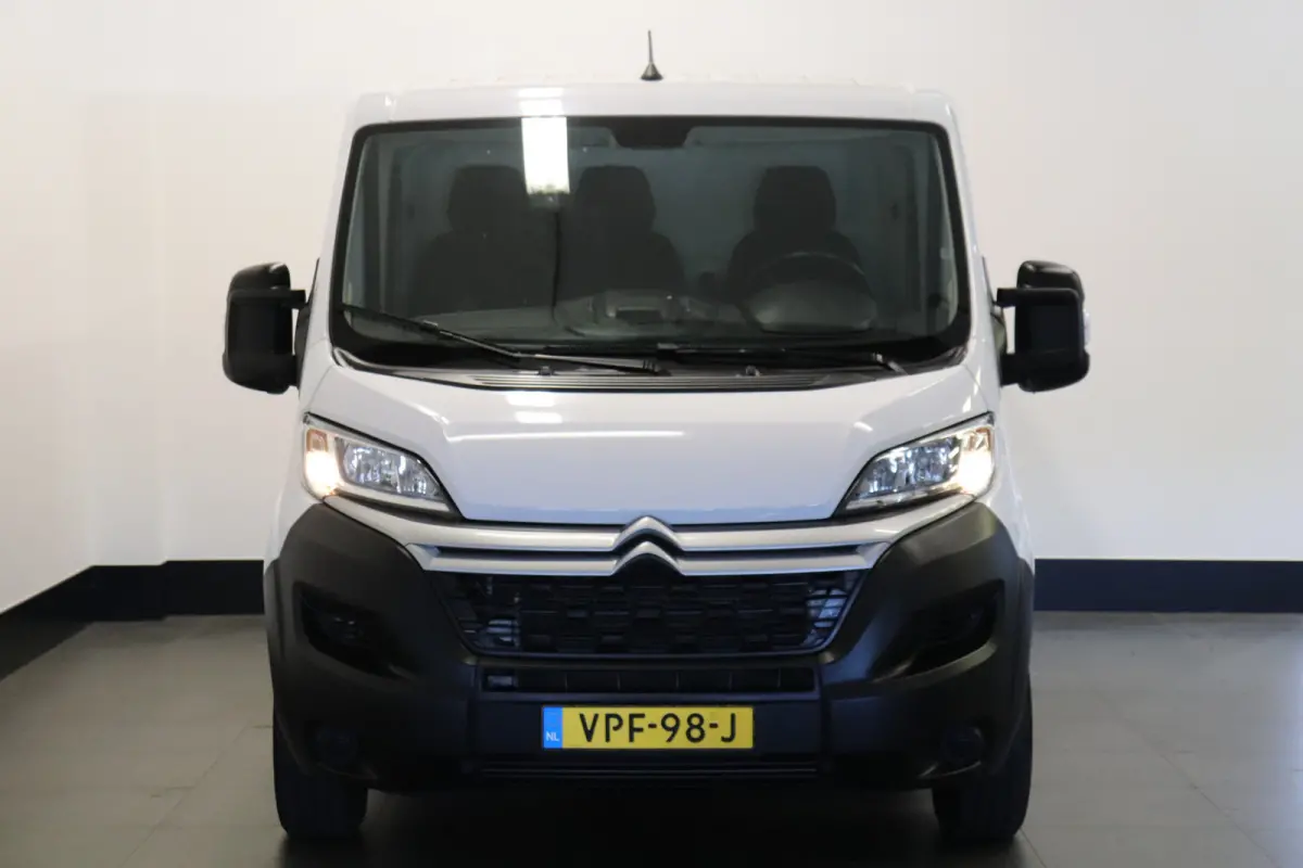 2.2 BlueHDi 120PK EURO 6 - Airco - Cruise - PDC - €14.900,- Excl.