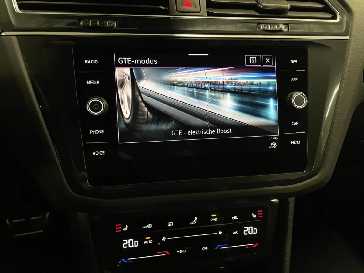 1.4 TSI eHybrid R-Line Black Style/ 360 Cam/ Keyless/ Trekhaak