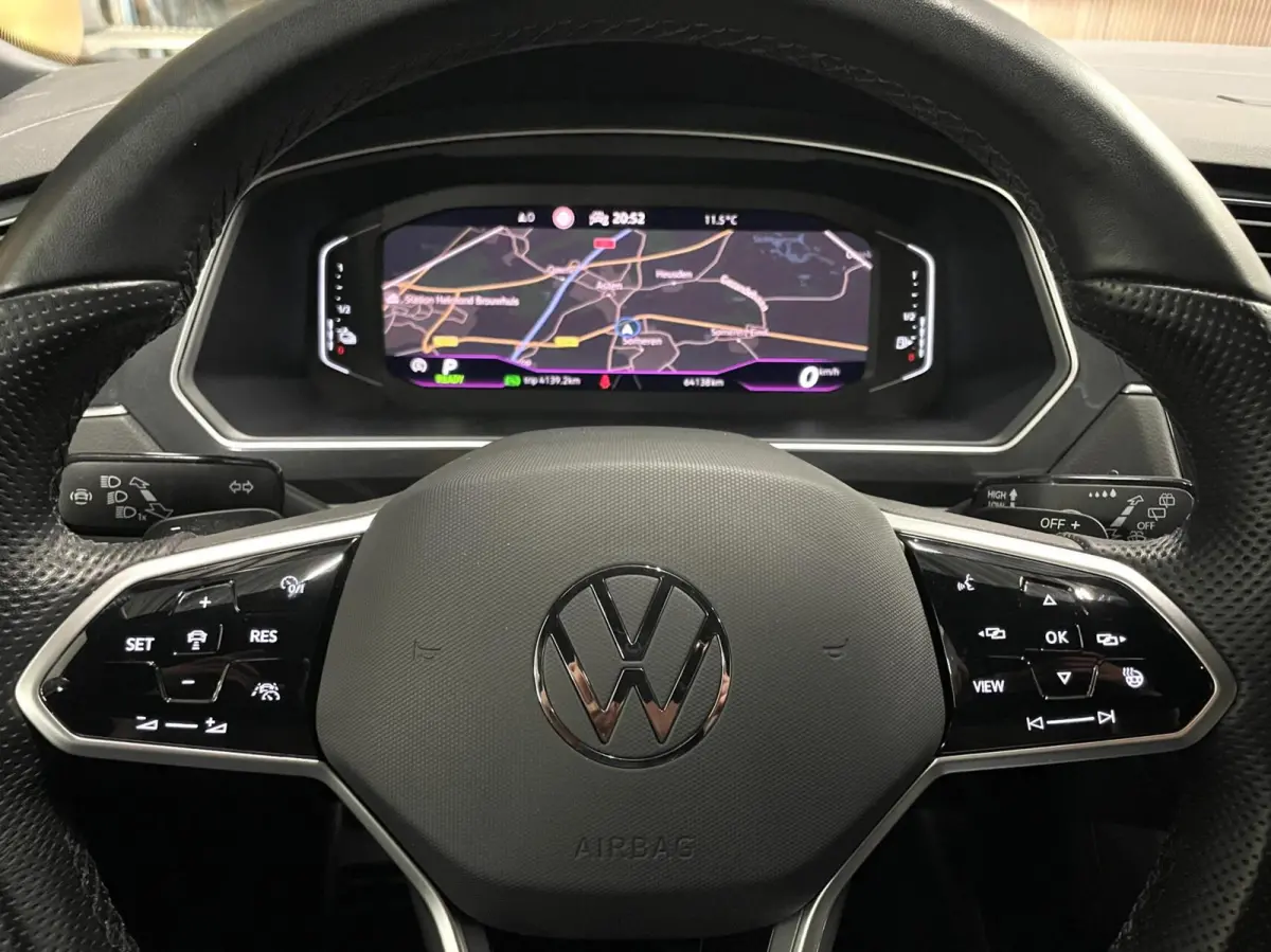1.4 TSI eHybrid R-Line Black Style/ 360 Cam/ Keyless/ Trekhaak