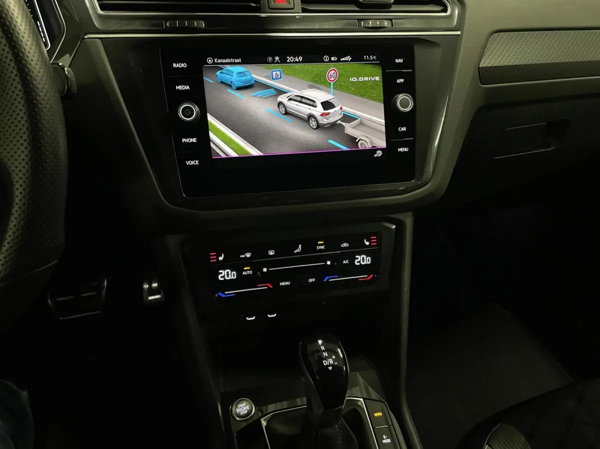 1.4 TSI eHybrid R-Line Black Style/ 360 Cam/ Keyless/ Trekhaak