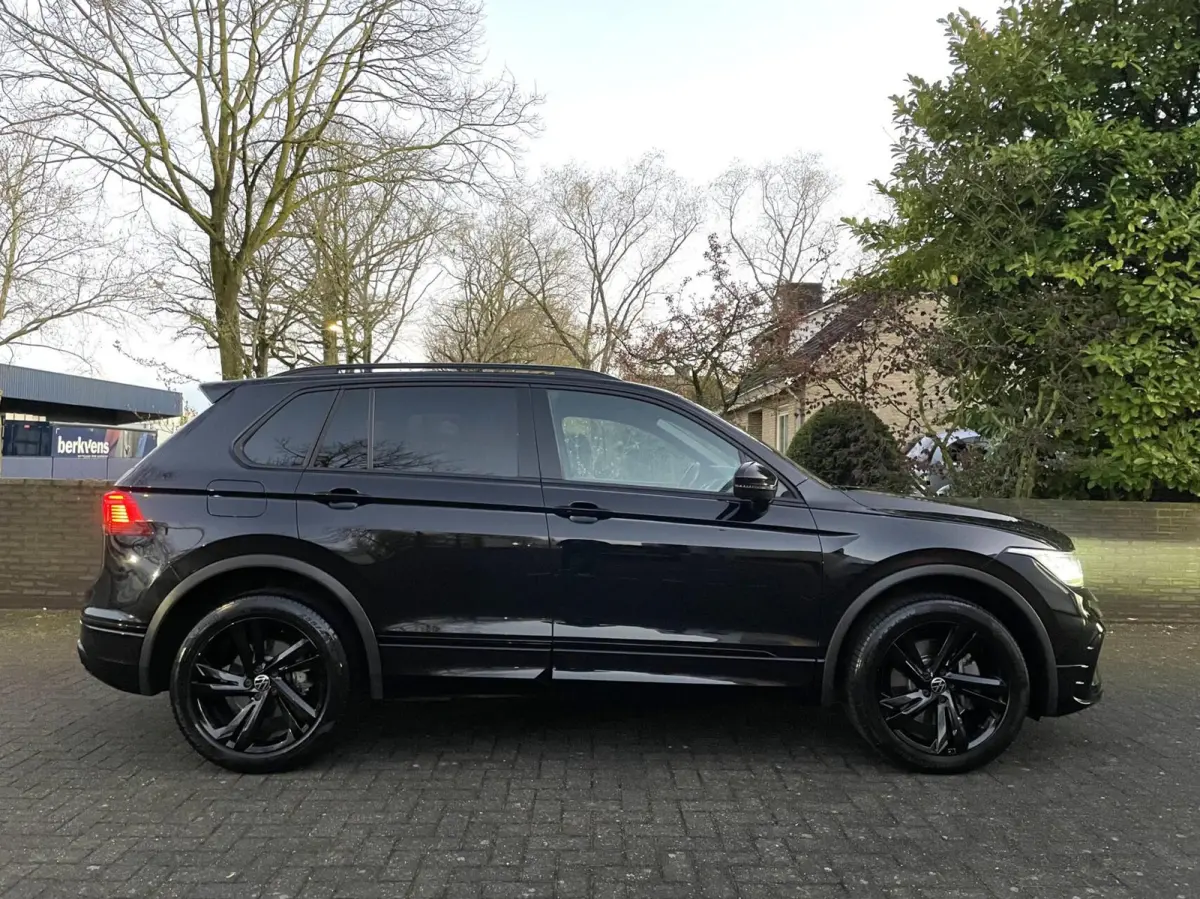 1.4 TSI eHybrid R-Line Black Style/ 360 Cam/ Keyless/ Trekhaak