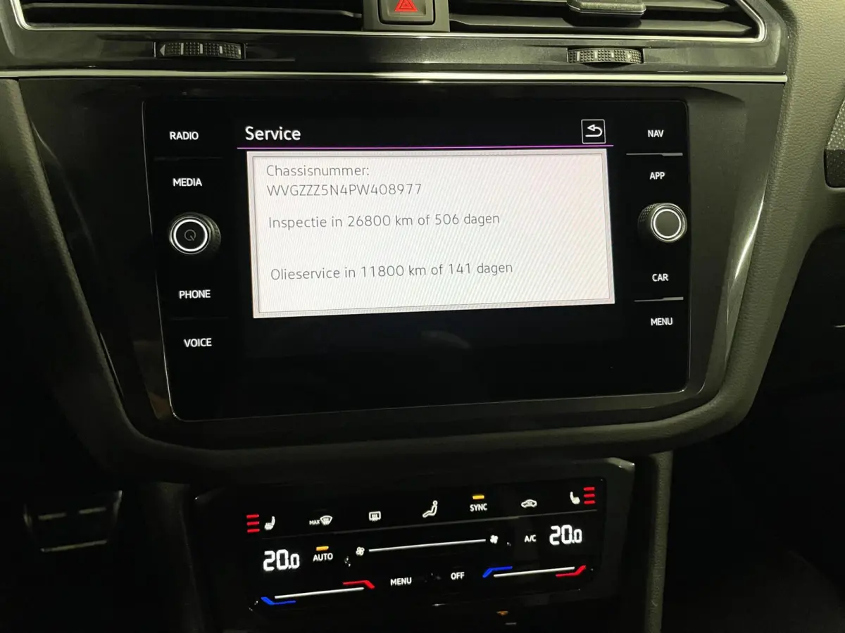 1.4 TSI eHybrid R-Line Black Style/ 360 Cam/ Keyless/ Trekhaak
