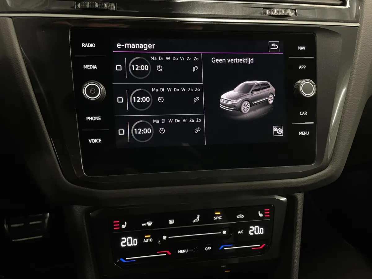 1.4 TSI eHybrid R-Line Black Style/ 360 Cam/ Keyless/ Trekhaak