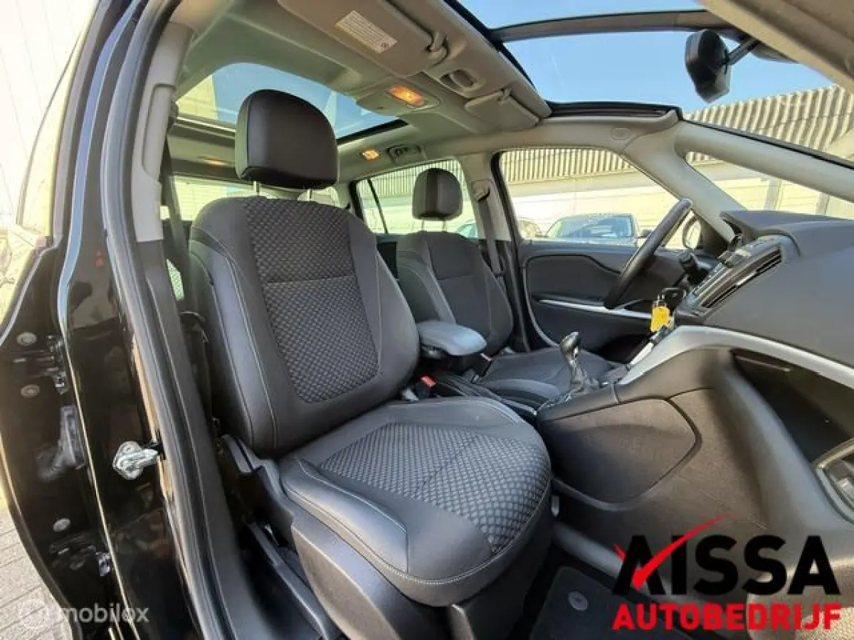 1.6 CDTI Business Executive 7p. DAB Clima Navi Pano PDC Cruise LMV Trekhaak Nap Nette staat!