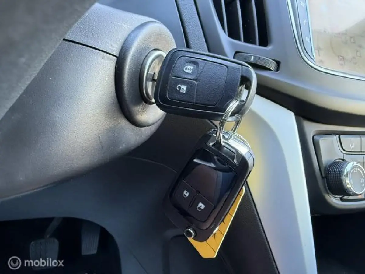 1.6 CDTI Business Executive 7p. DAB Clima Navi Pano PDC Cruise LMV Trekhaak Nap Nette staat!