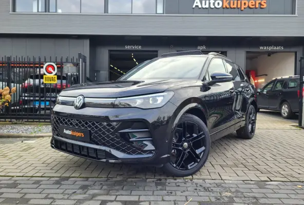 1.5 eHybrid R-Line Edition | Black Style | PHEV | Met o.a. Harman Kardon en elektrisch uitklapbare trekhaak!