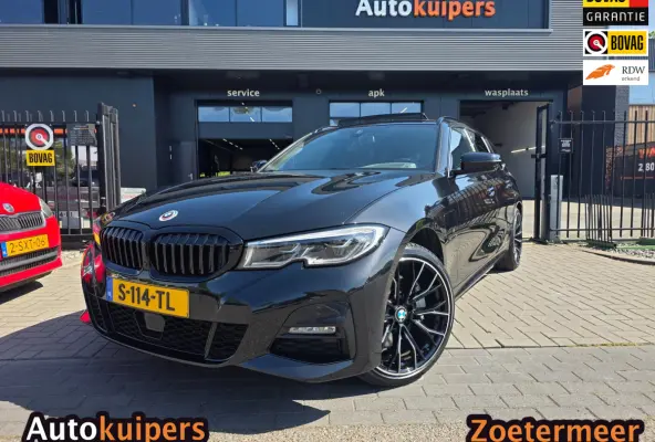 330e High Executive | Met o.a. panoramadak, AppleCarPlay/AndroidAuto, achteruitrijcamera, navigatie en meer!
