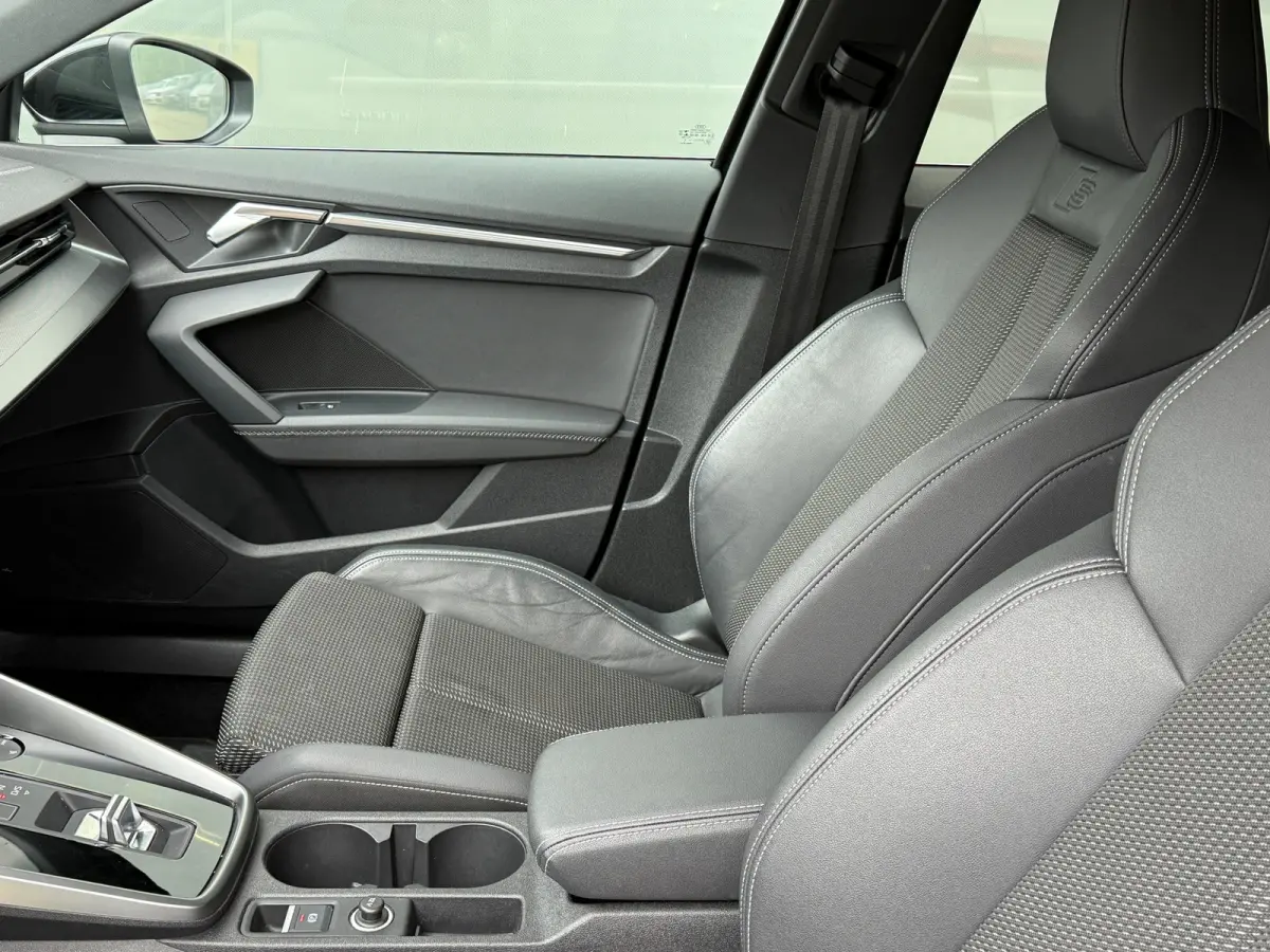 35 TFSI S-Line Sportstoelen|Matrix|Carplay|Dealer Onderhouden