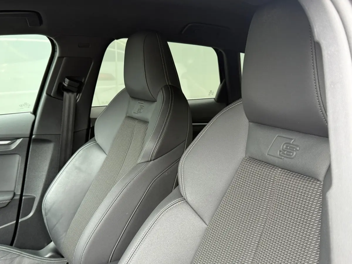 35 TFSI S-Line Sportstoelen|Matrix|Carplay|Dealer Onderhouden