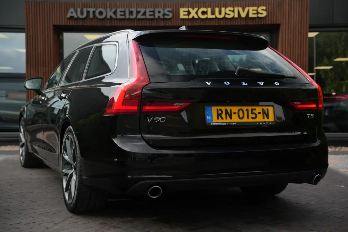 2.0 T5 90th Anniversary Edition Leer Cruise Trekhaak
