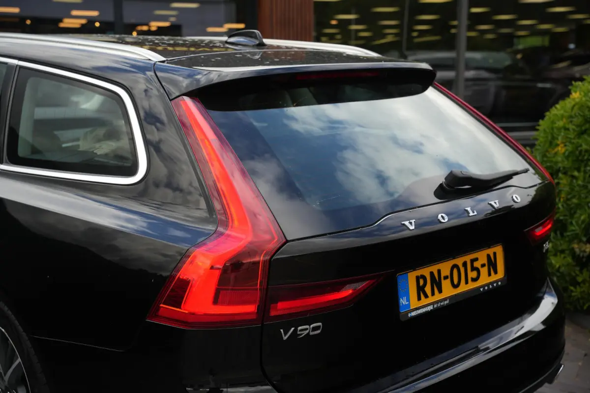 2.0 T5 90th Anniversary Edition Leer Cruise Trekhaak