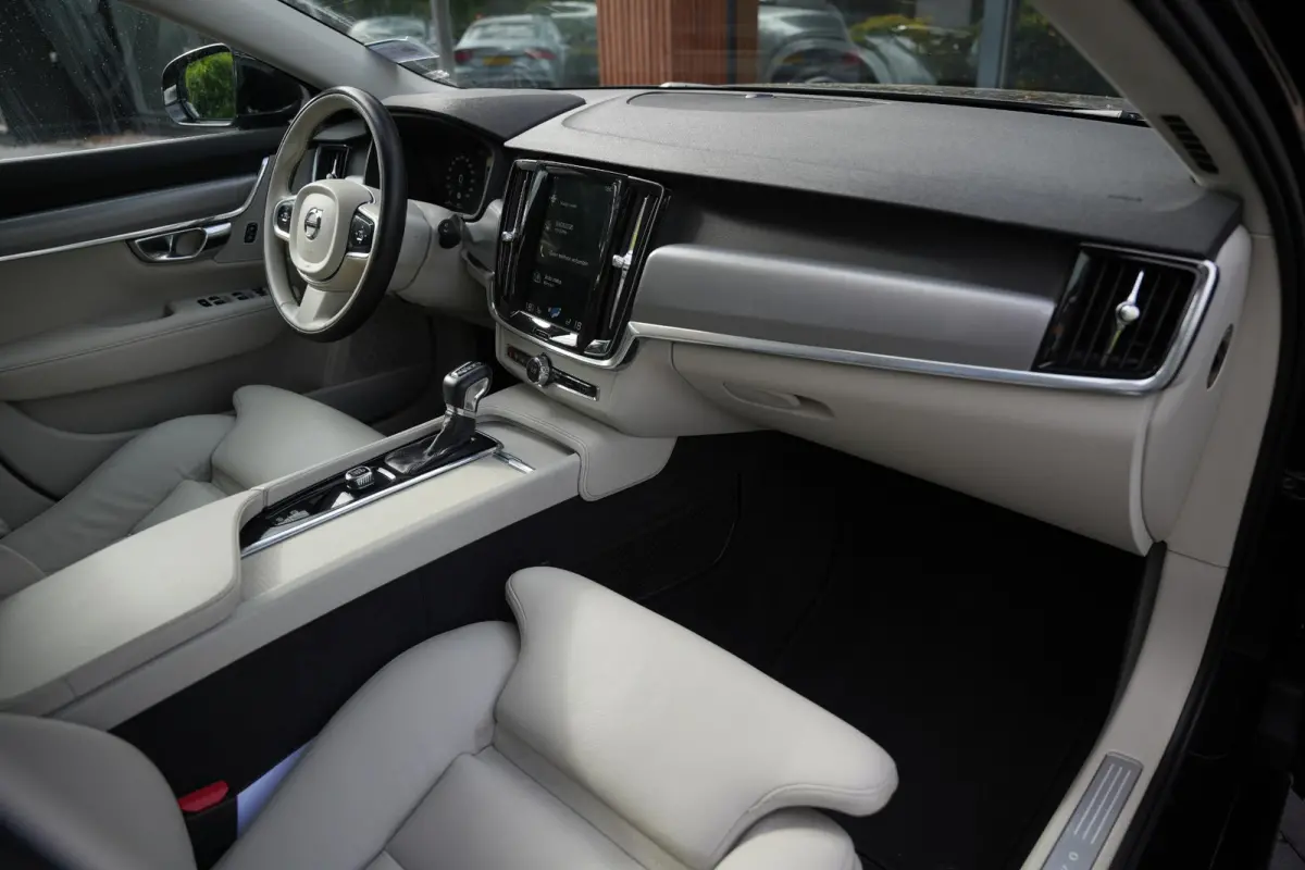 2.0 T5 90th Anniversary Edition Leer Cruise Trekhaak