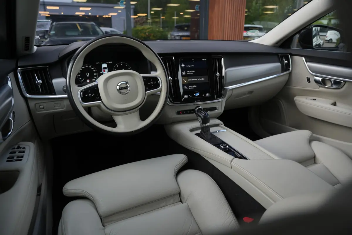 2.0 T5 90th Anniversary Edition Leer Cruise Trekhaak