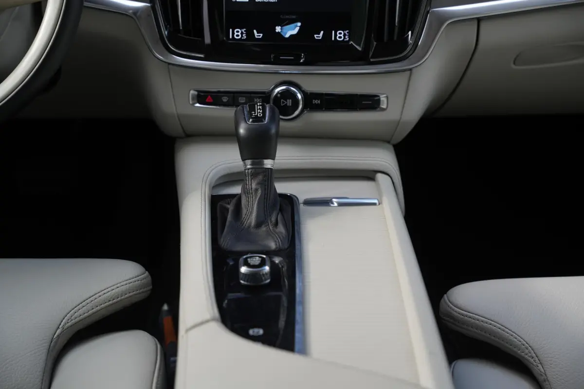2.0 T5 90th Anniversary Edition Leer Cruise Trekhaak