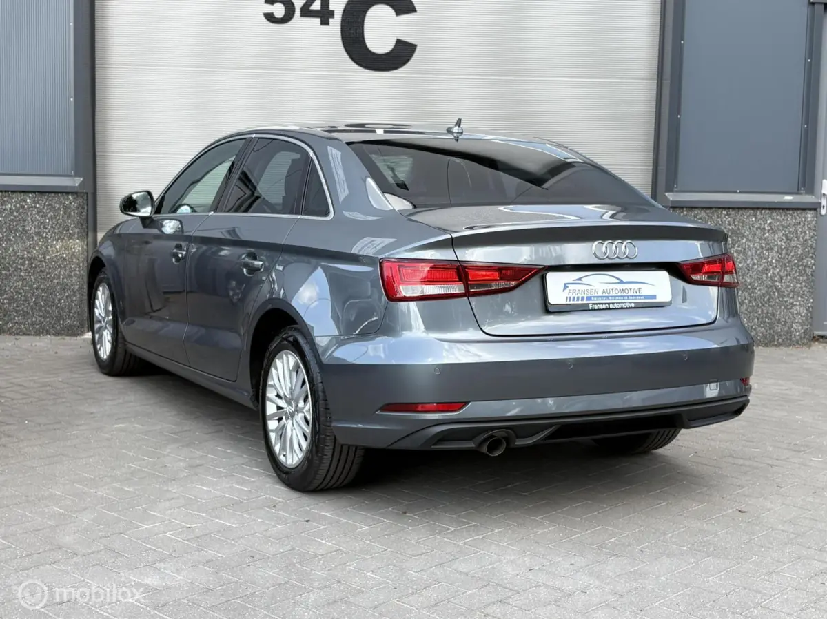 1.0 TFSI Pro line Leer/Xenon/Trekhaak