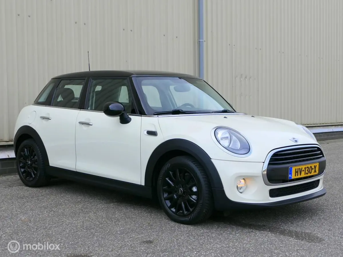 Mini 1.5 - 2 eig. - navi - cruise - NL auto