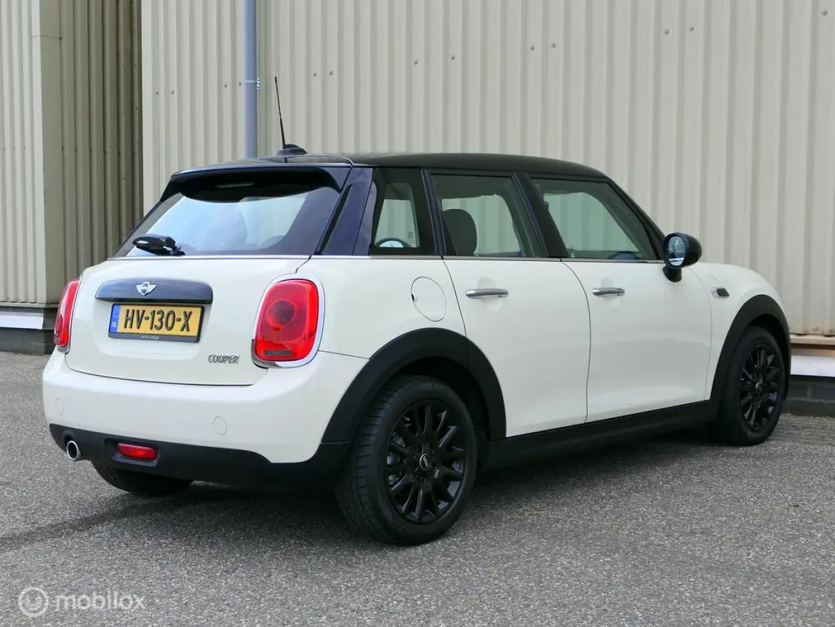 Mini 1.5 - 2 eig. - navi - cruise - NL auto