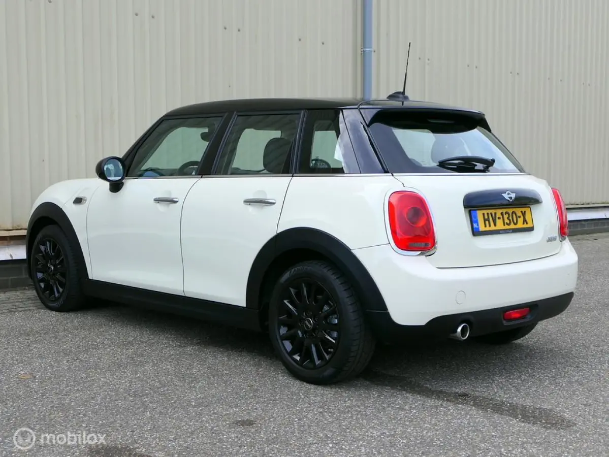 Mini 1.5 - 2 eig. - navi - cruise - NL auto
