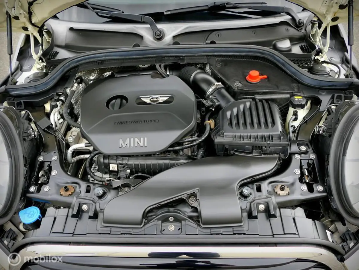 Mini 1.5 - 2 eig. - navi - cruise - NL auto