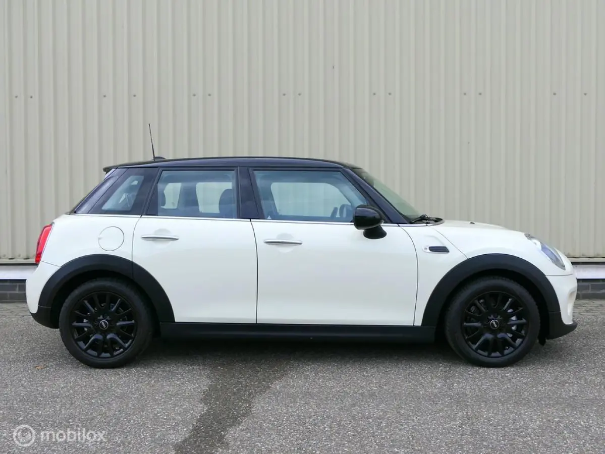 Mini 1.5 - 2 eig. - navi - cruise - NL auto