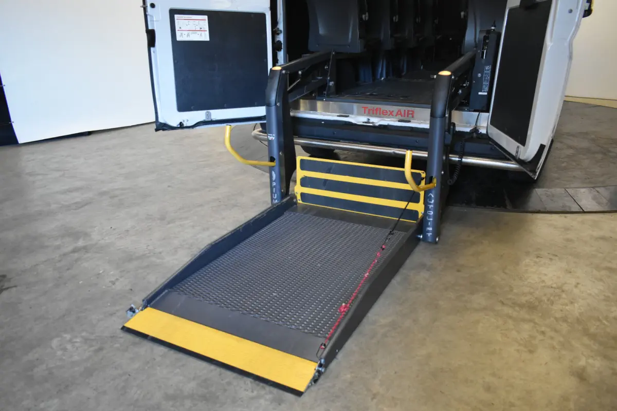 FIAT CNG L3h2 Lift 3x Rollstuhl-bus Oder 9 Sitzplätze Netto Excl vat