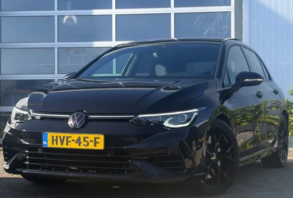 2.0 TSI R 4Motion 320pk | Akrapovič | R-Performance Pakket | Harman/Kardon Sound | Elektrisch glazen panorama-dak | Matrix led koplampen | Apple Carplay/Android Auto | Virtual Cockpit | Dea
