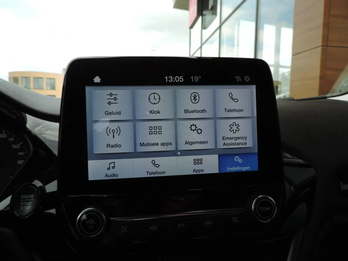 1.0-T 125PK Hybrid Titanium 48.000km | NLauto | Winterpack | ECC | LED kopl | CarPlay | Bluetooth | PDC | DAB