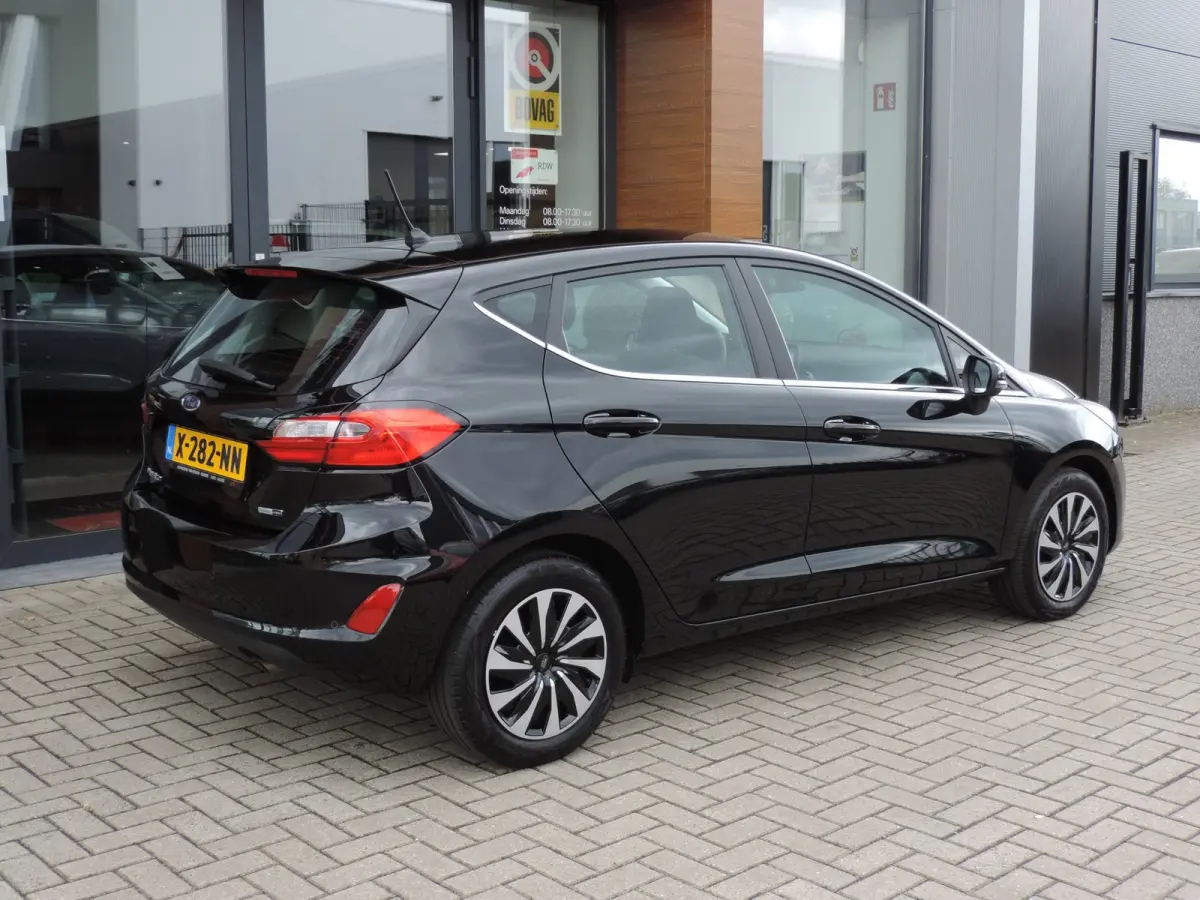 1.0-T 125PK Hybrid Titanium 48.000km | NLauto | Winterpack | ECC | LED kopl | CarPlay | Bluetooth | PDC | DAB