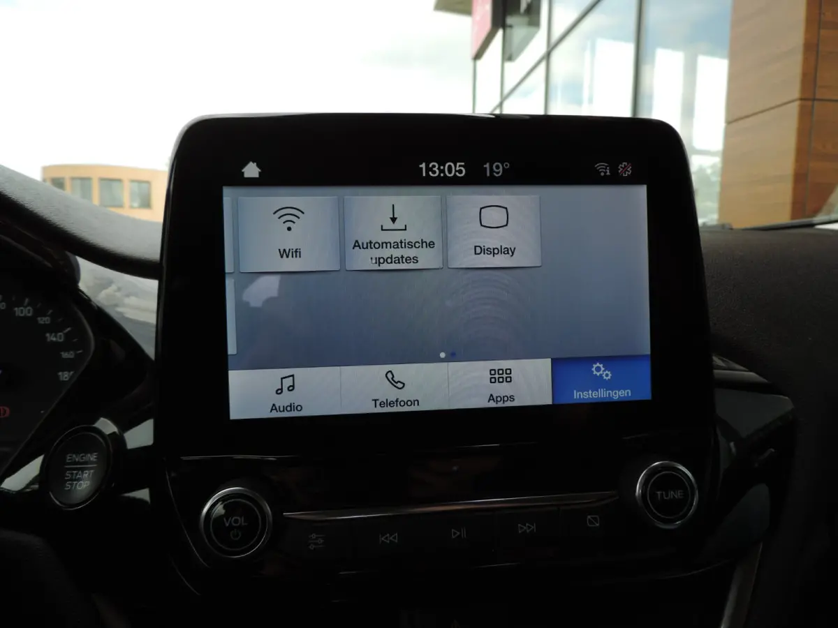 1.0-T 125PK Hybrid Titanium 48.000km | NLauto | Winterpack | ECC | LED kopl | CarPlay | Bluetooth | PDC | DAB