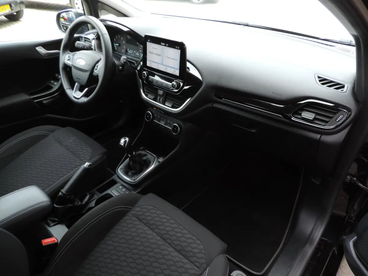 1.0-T 125PK Hybrid Titanium 48.000km | NLauto | Winterpack | ECC | LED kopl | CarPlay | Bluetooth | PDC | DAB