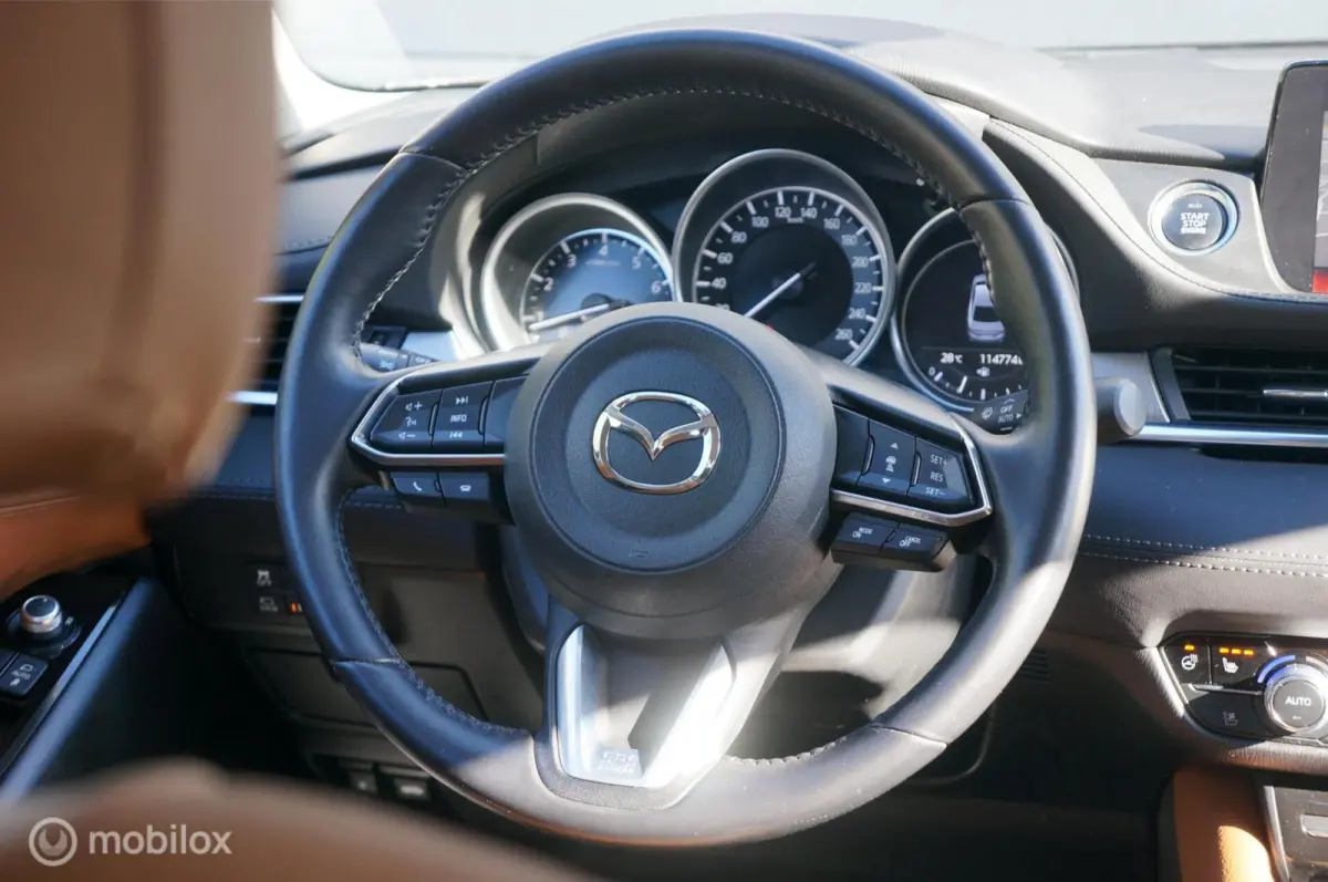 2.0 SkyActiv-G 165 Aut. Business Leder 360 Cam. Bose